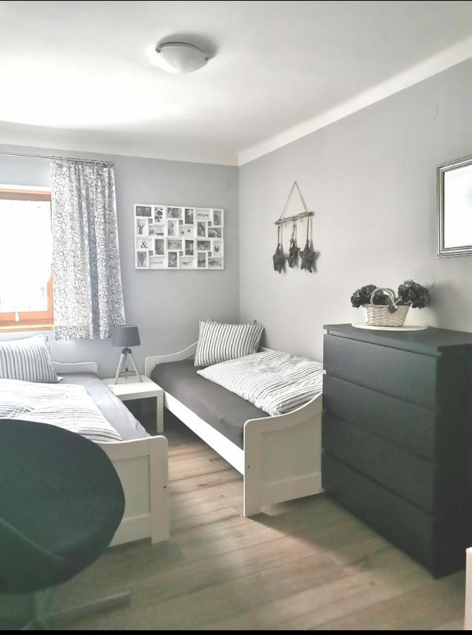 בריקסן אים טהלה Ferienwohnung Haus Germania מראה חיצוני תמונה